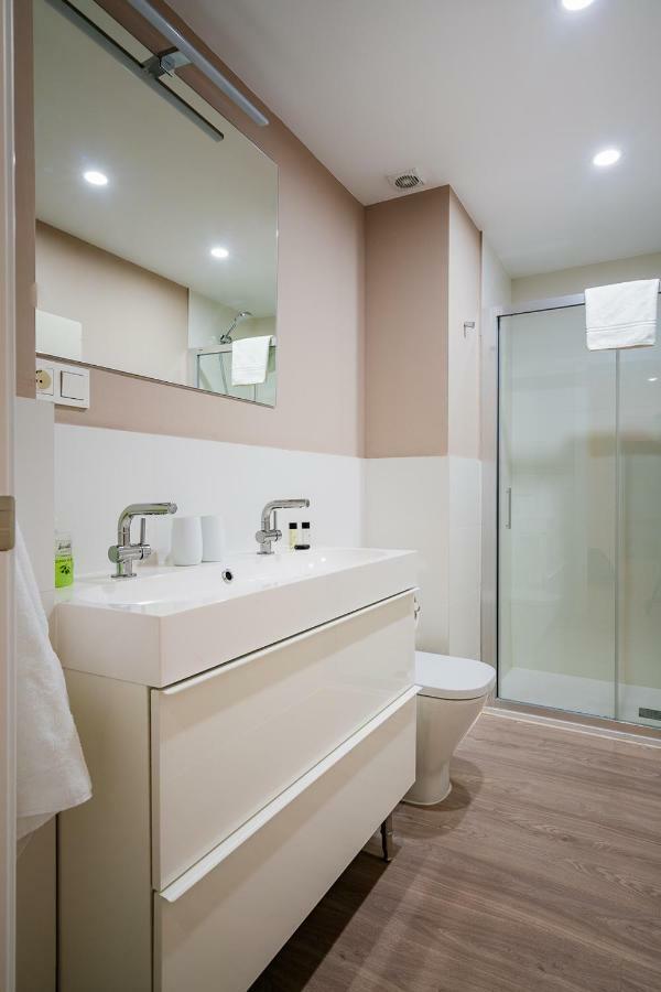 Exclusive Quietness In The Heart Of Madrid With Public Parking, Breakfast, 2 Bathrooms Екстериор снимка